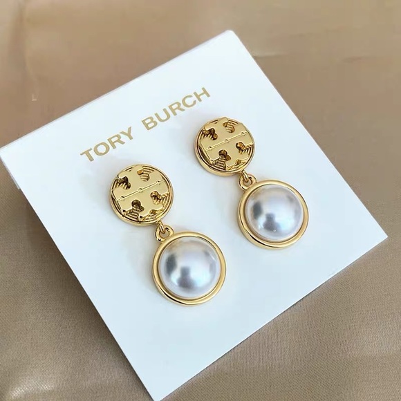 Tory Burch Gold Logo Pearl Drop Earrings - Picture 4 of 8